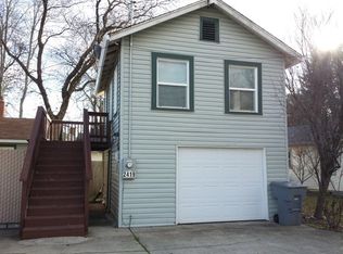 2419 Waldon St, Redding, CA 96001