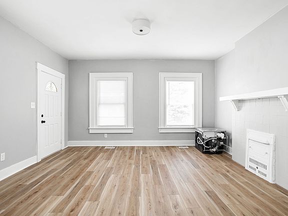5th image of 3245 N Park Ave #3245