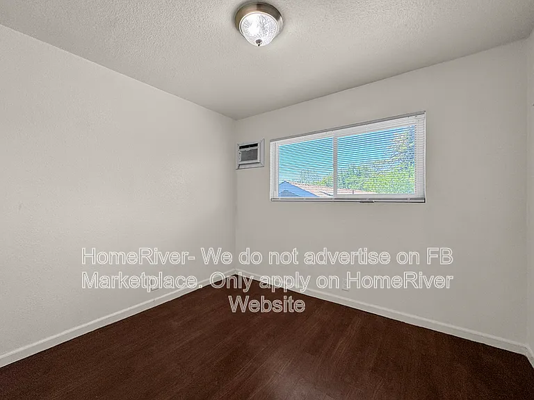 683 El Camino Ave #8 — Photo 9
