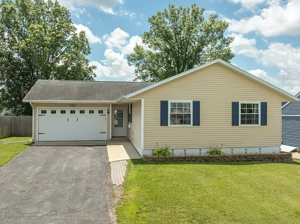6303 Underwood Ave SW, Cedar Rapids, IA 52404