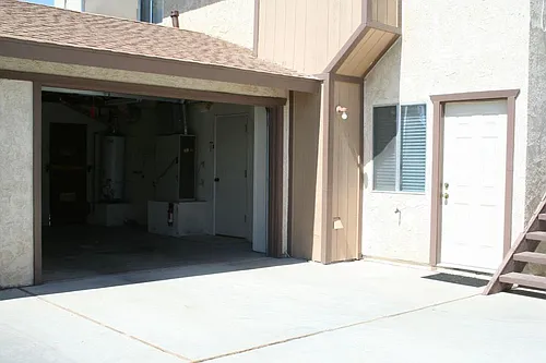 940 Atkins St #B Photo 1