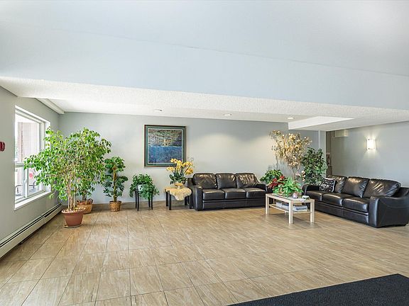 3rd image of 17404 64th Ave NW #418