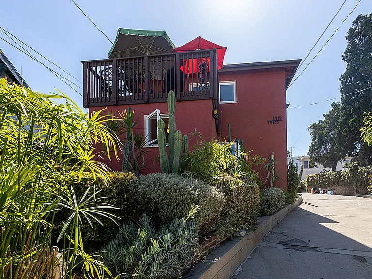 1310 Warren St #1310 — Photo 20
