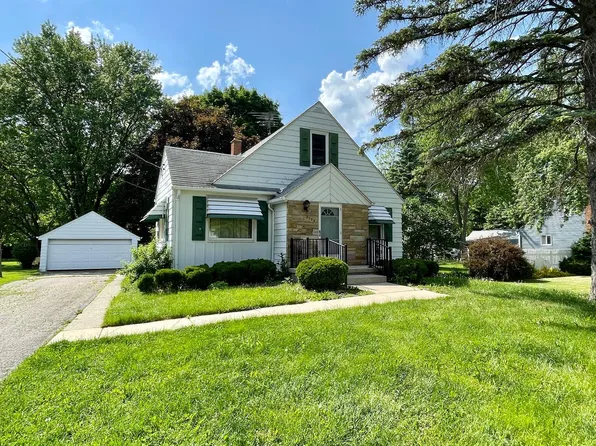 2309 Covert Rd, Burton, MI 48509