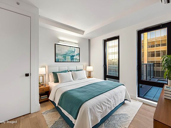 4th image of 60 W 125th St #1207