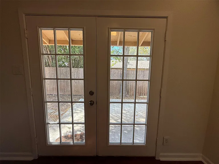 6710 Circle South Rd #B — Photo 13