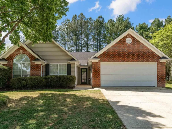 235 Summer Hill Dr, Alabaster, AL 35007