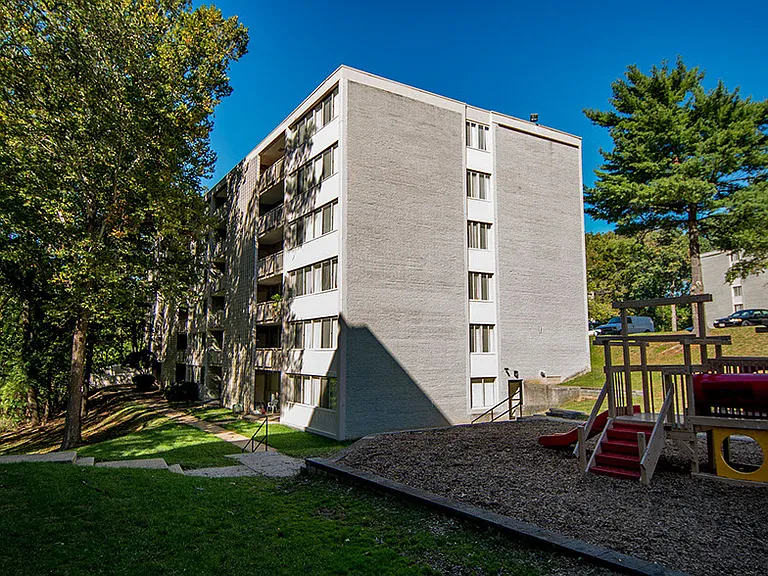 Heritage Park Apartments Building 22