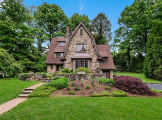 612 N Chester Rd, Swarthmore, PA 19081