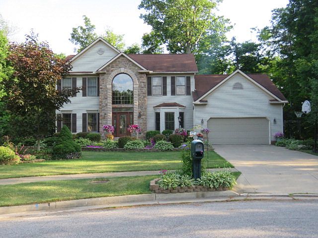 1st image of 2372 Deer Trail Ln