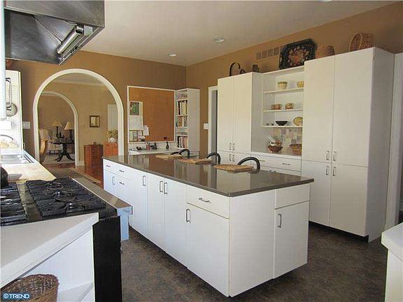 4th image of 4242 Mechanicsville Rd