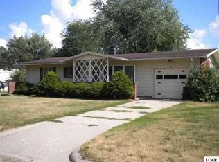 1004 Sunset Dr, Tecumseh, MI 49286
