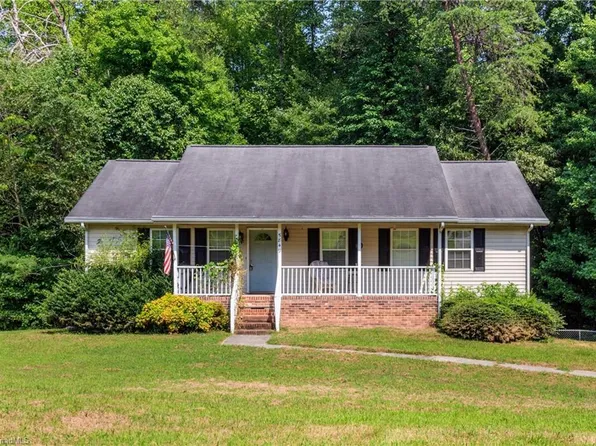 5849 Jones Rd, Walkertown, NC 27051