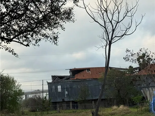 904 Parkers Aly, Corpus Christi, TX 78401