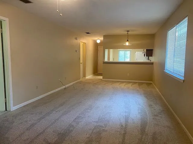 3200 Ginger Dr #C — Photo 3