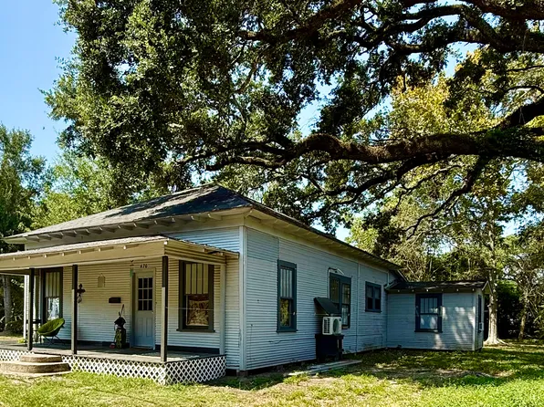 470 S 3rd St, Silsbee, TX 77656