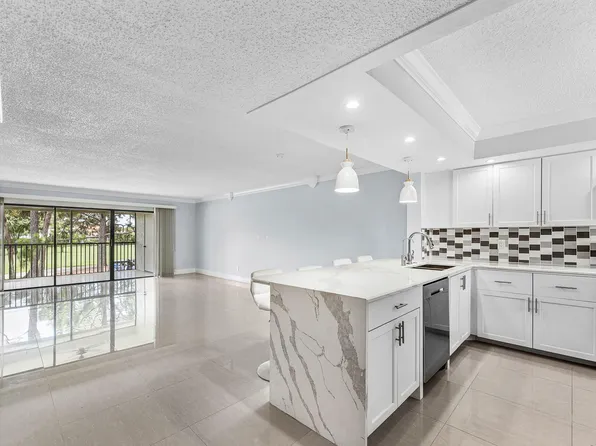 12926 Briarlake Drive #201, Palm Beach Gardens, FL 33418