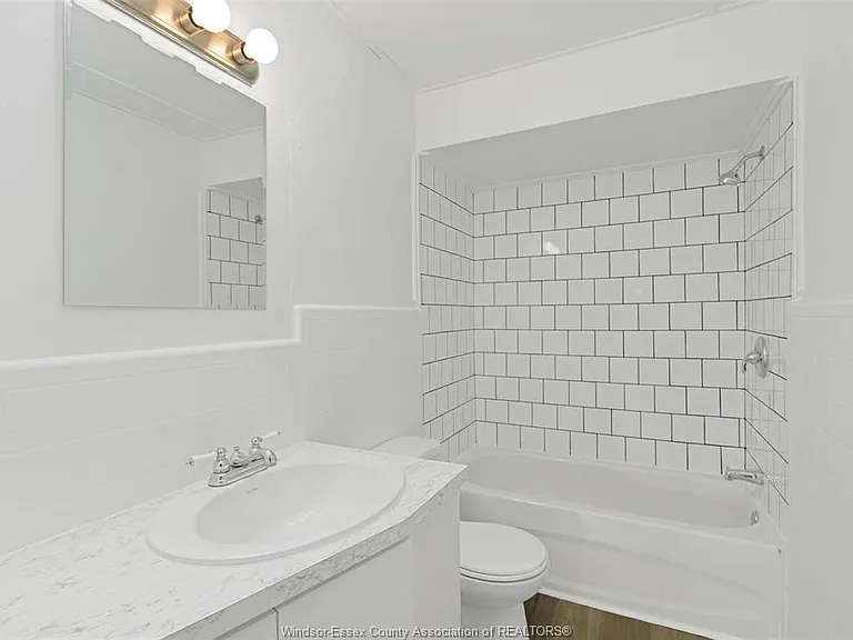 1094 Lincoln Rd — Photo 10