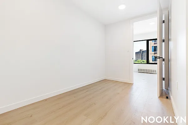 Rented by Nooklyn NYC LLC | media 9