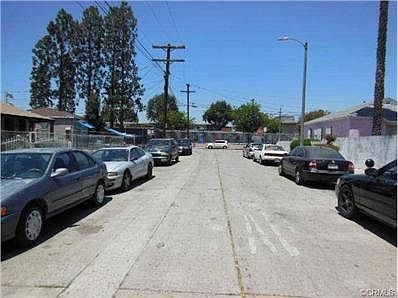 4th image of 11213 Hooper Ave