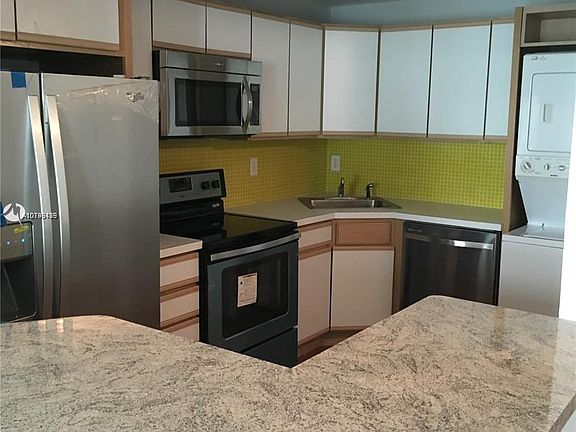 2nd image of 1865 Brickell Ave APT A1705