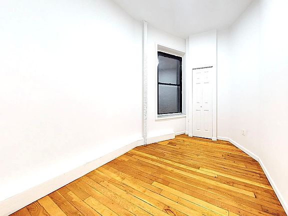 4th image of 153 Norfolk St APT 5H