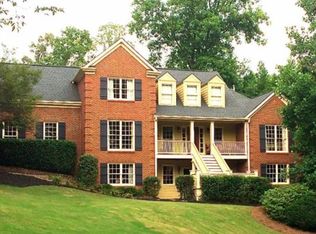 5345 Overbend Trl, Suwanee, GA 30024