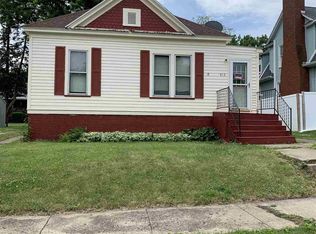 413 E 1st St, Kewanee, IL 61443