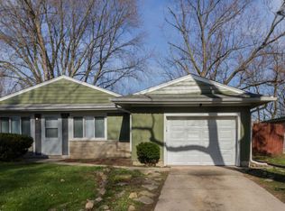 23 E Rocket Cir, Park Forest, IL