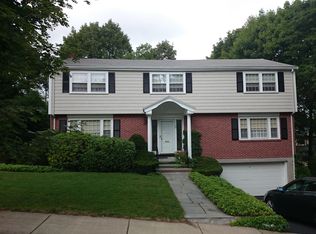 75 Woodlawn Dr, Newton, MA 02467