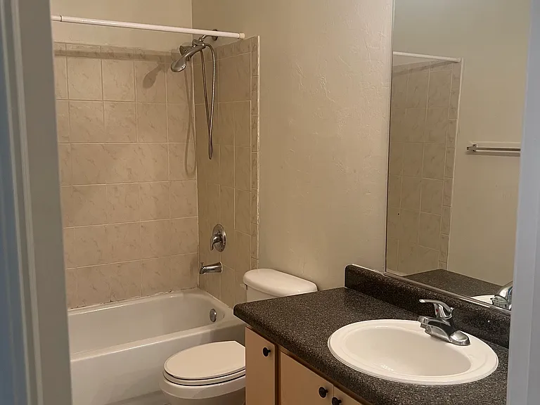 2008 W Dozemary Ct — Photo 18
