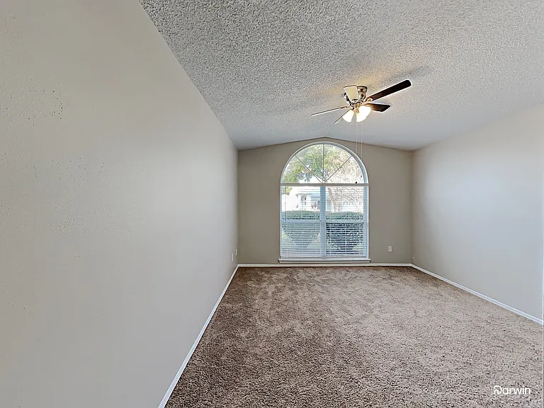 305 Cello Cir — Photo 9