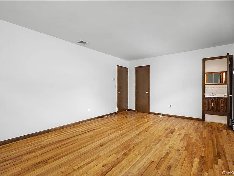 7 Shaw Ln — Photo 14