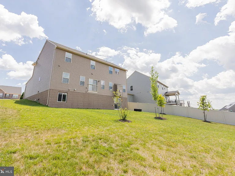 10083 Dressage Dr — Photo 36