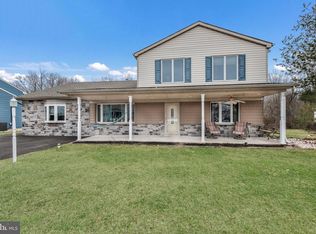 108 Martha Dr, Fallsington, PA 19054