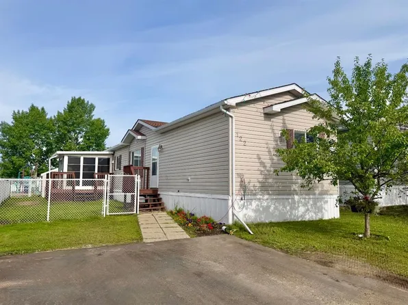 10615 88th St, Grande Prairie, AB T8X 1P5