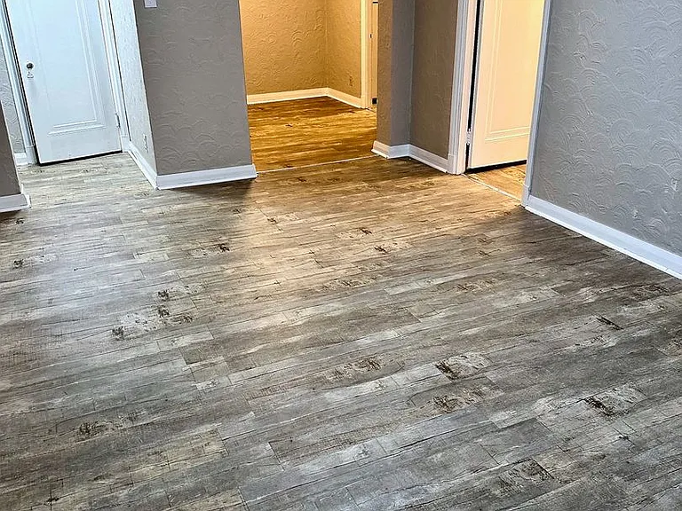 2910 Voelkel Ave — Photo 3