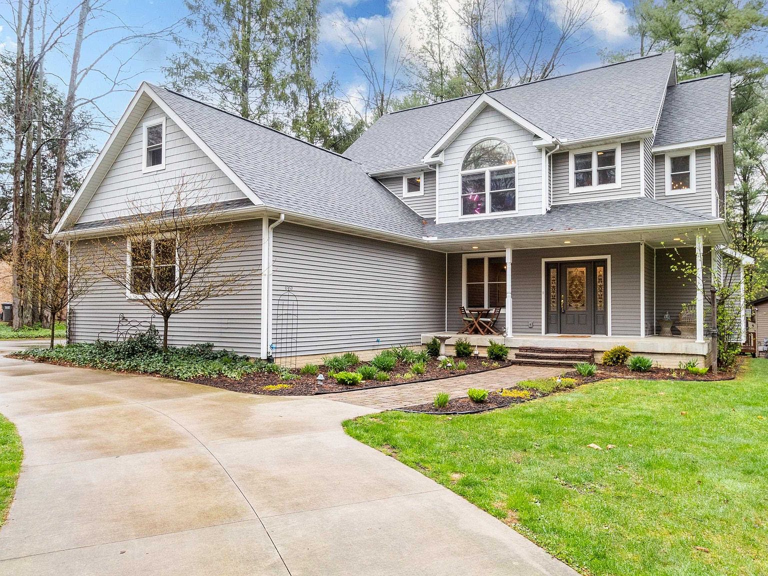 174 Saratoga Trl, Lapeer, MI 48446 Zillow