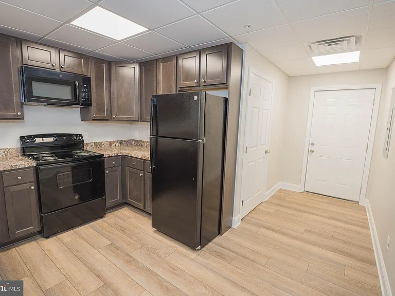 123 Bateman St #3-C — Photo 21