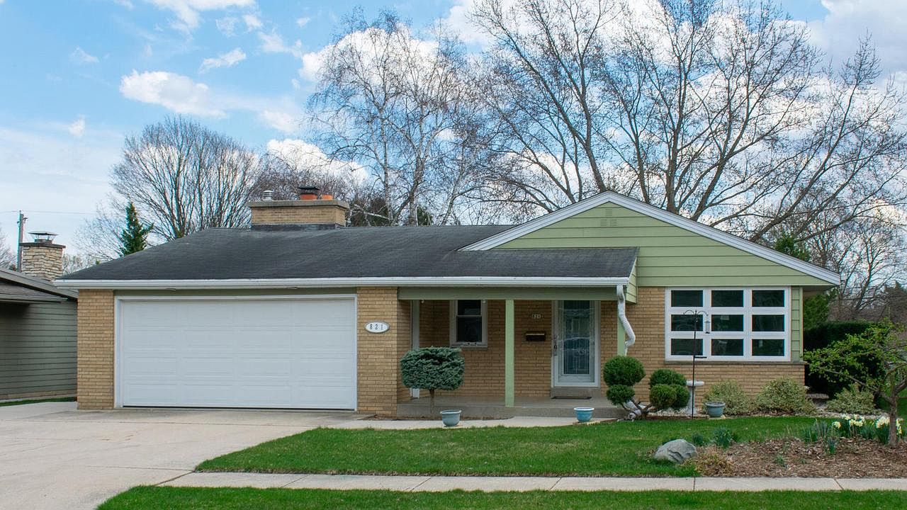 821 Meadowbrook DRIVE, West Bend, WI 53090 Zillow