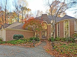 31141 Huntington Woods Pkwy, Bay Village, OH