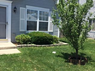 390 Richmond Dr, Romeoville, IL 60446