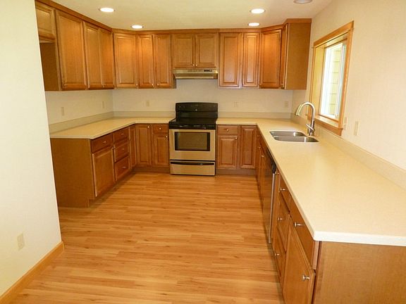2nd image of 5700 NE Michaels Way