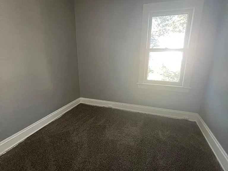 3244-3246 Sycamore Rd — Photo 15