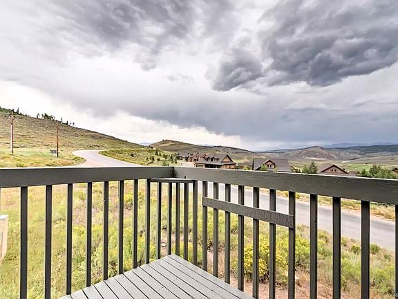 4th image of 35 Promontory Dr #1