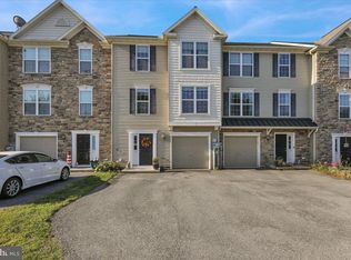 117 Ironwood Ct, Denver, PA 17517