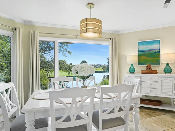 732 Spinnaker Beachhouse Vl, Johns Island, SC 29455