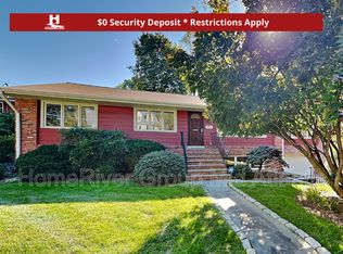 4126 N Randolph St, Arlington, VA 22207