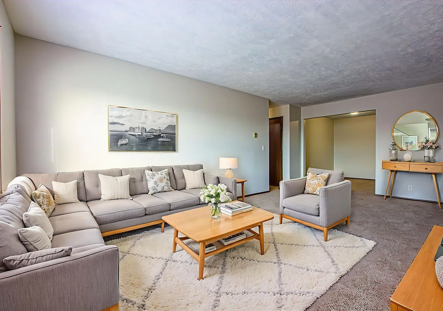 Heartland Apartments — Photo 1