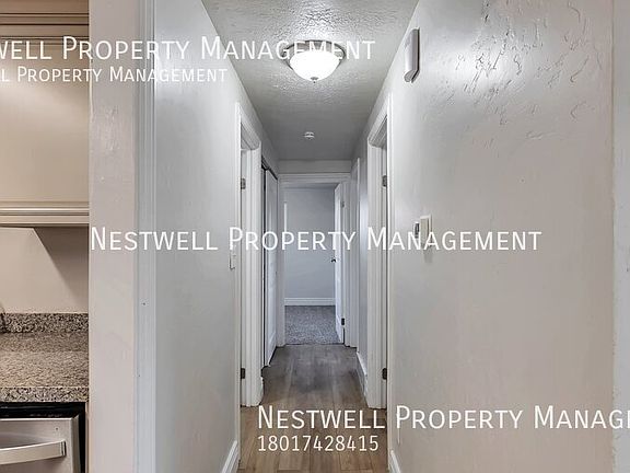 3rd image of 3342 S Lynnbrook Dr